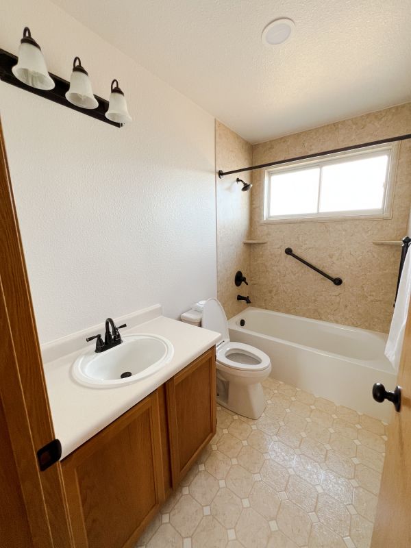 Top Bathroom Remodeling Companies in Dickinson, TX
